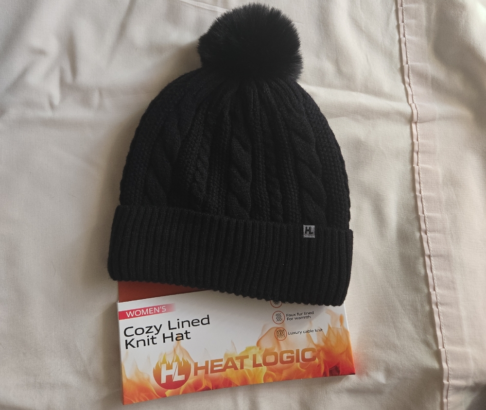 Cozy Lined Knit Pom Beanie - Black